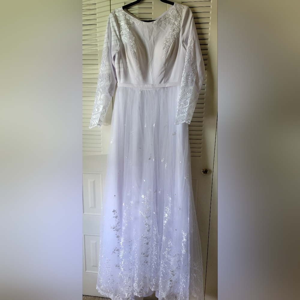 Wedding dress